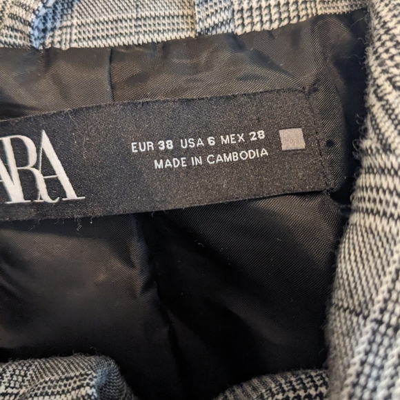 Full Zara suit $45 - Picture 7 of 14